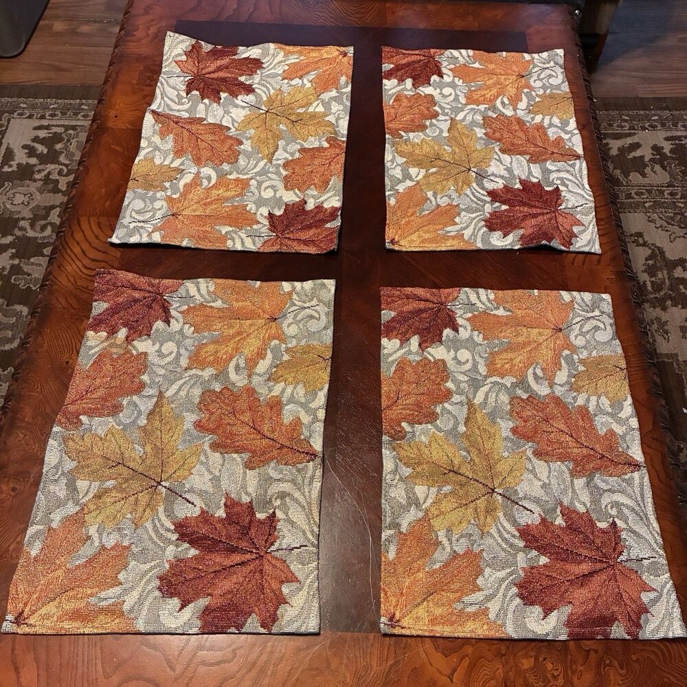Set of 4 Fall Autumn Placemats and matching table runner, fall leaves